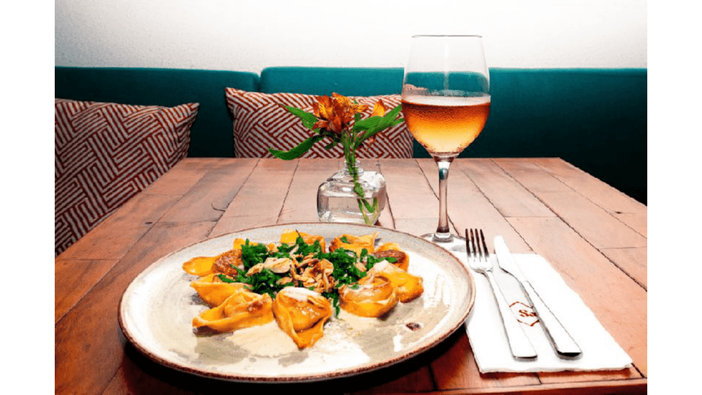 Obra de Emilia Aparecia Calixto Afrange